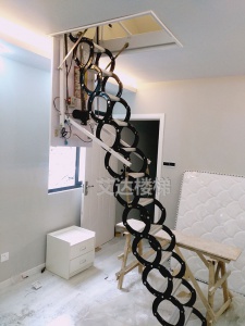 电动铝镁合金伸缩楼梯